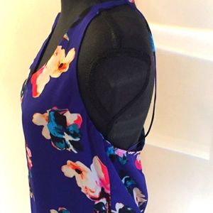 NWT Sam Edelman floral top size medium